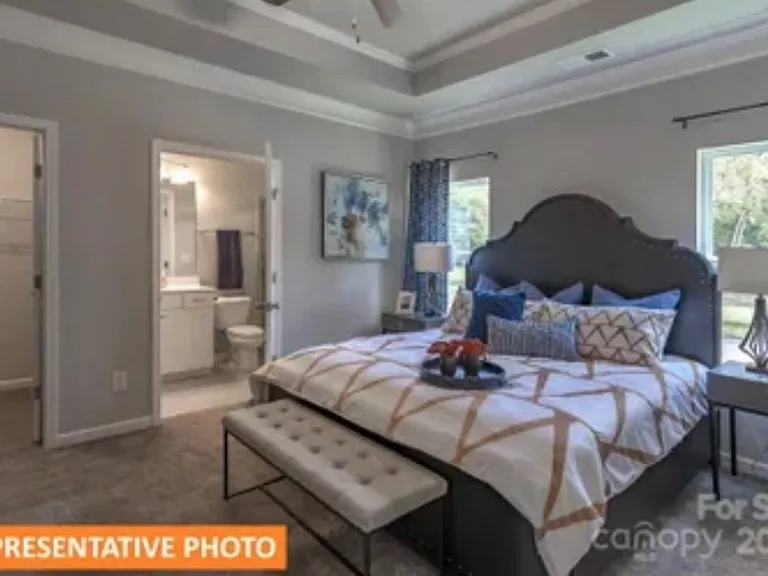 1260 Langston Ln — Photo 9