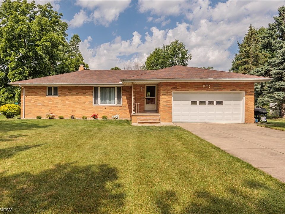 1st image of 10976 Shaker Dr