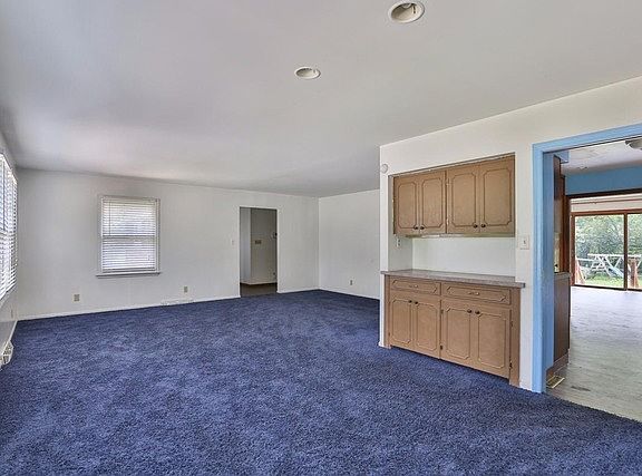 4th image of 6311 Roosevelt St