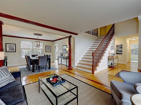 5th image of 2 Mallard Cove Way