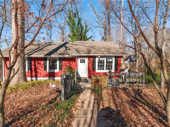 50 Silver Fox Dr, Dawsonville, GA 30534