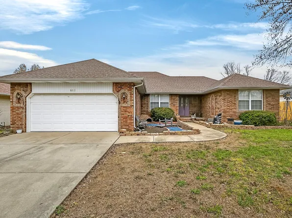 611 W Coventry Street, Nixa, MO 65714