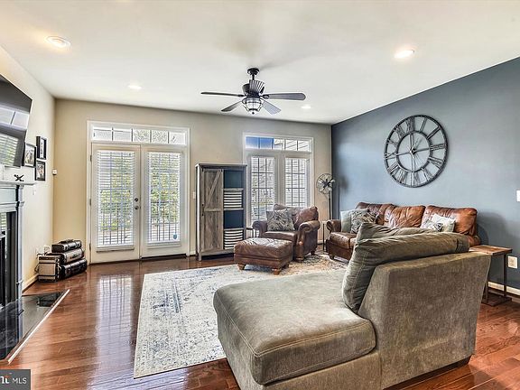 4th image of 20891 Ashburn Heights Dr