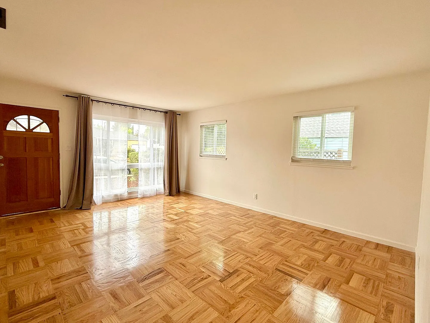 Available Now! | $3,790 / Charming 3br/2ba Single-Story Home In Mission San Jose, Fremont! — Photo 2