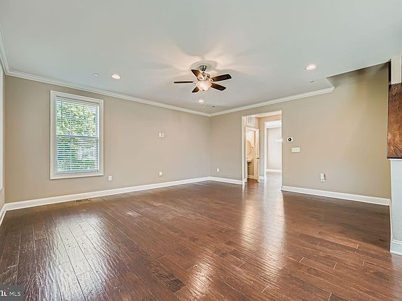 5th image of 7703 Everall Ave #21236