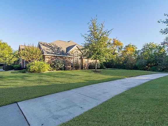 5th image of 8411 Lanners Dr