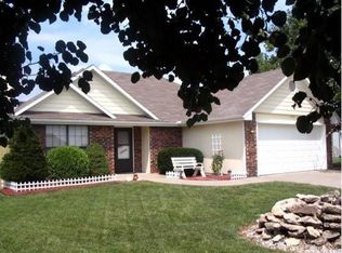1005 Coventry Ct, Warrensburg, MO 64093