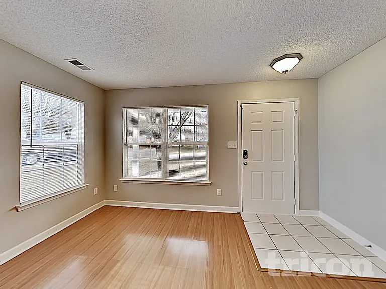 1826 Cagney St — Photo 4