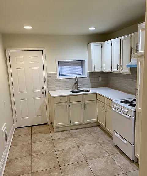 3122 W Gordon St — Photo 1
