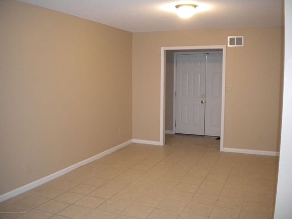 5th image of 8892 Chesterfield Dr