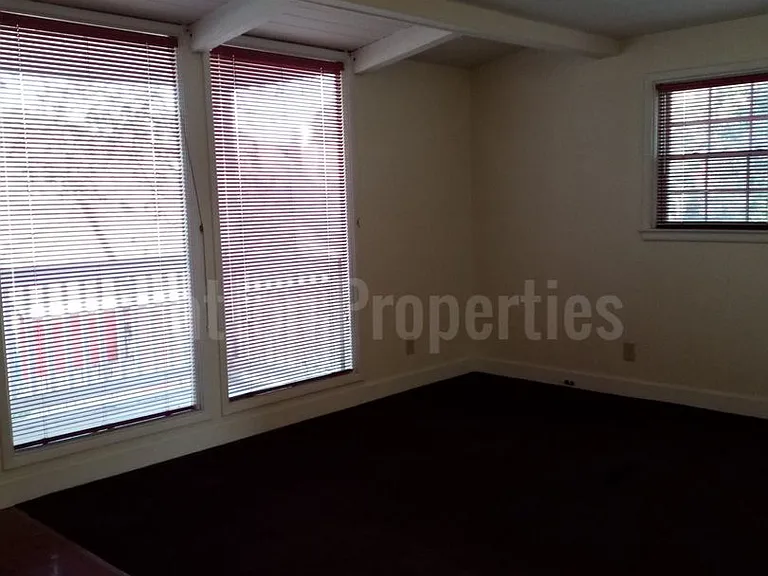 3834 Rosewood Dr #8-1 — Photo 8