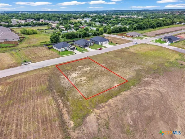 324 Shad Bush Dr, Nolanville, TX 76559
