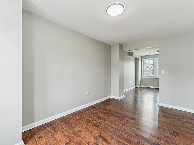 4804 Wrenwood Ave — Photo 8
