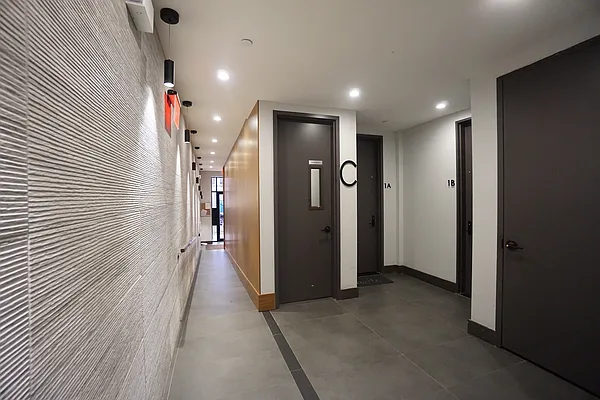 Rented by Rennit Inc. | media 10