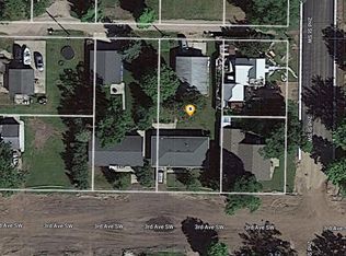 204 3rd Ave SW, Long Prairie, MN 56347