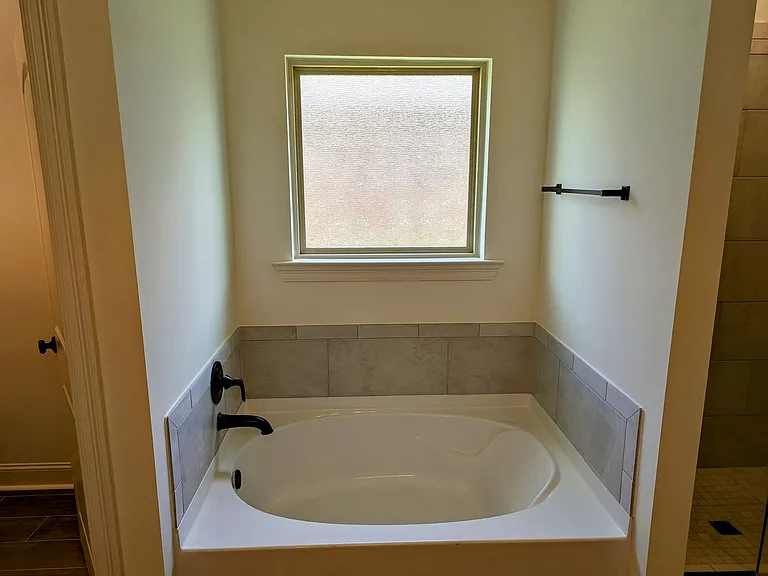 213 Preston Rose Ln — Photo 8