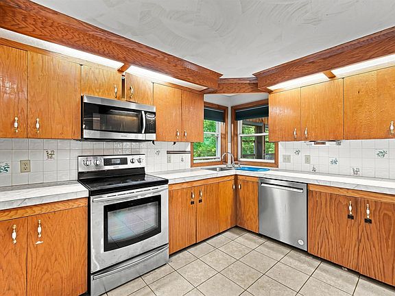 5th image of 36 Governor Dinsmore Road