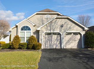 2709 Brookdale Ct, Toms River, NJ 08755