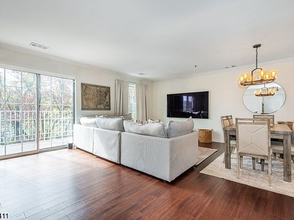 3rd image of 44 Ridgedale Ave #114