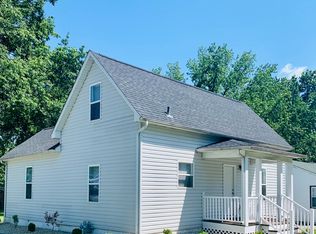108 N 6th St, New Baden, IL
