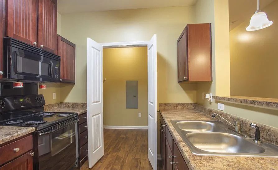 1st image of 1000 Parker Cone Way #1B-1Ba-710Sqft