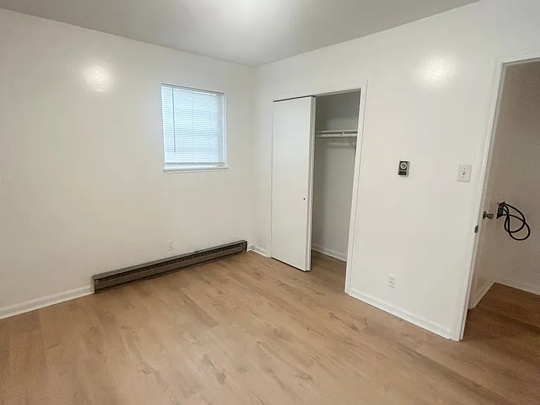 812 S Alston Ave #B — Photo 9