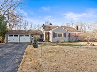 34 Benjamin Rd, Preston, CT 06365