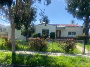 215 N Holly Ave, Compton, CA 90221