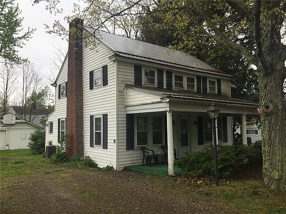 2nd image of 12091 Oakmont Dr