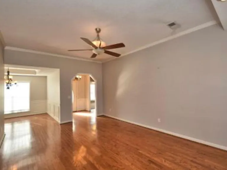 4001 Falliston Dr — Photo 7