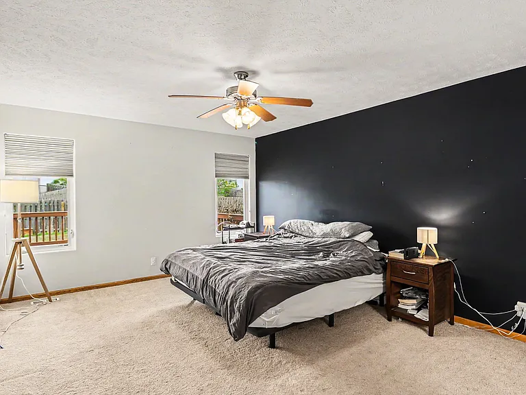 4408 Waterford Ave — Photo 8