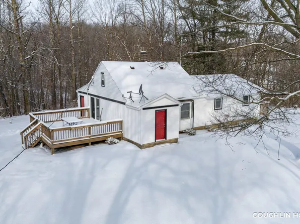 4819 Wood School Rd, Hastings, MI 49058
