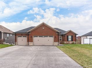 6447 Anna Louise Dr, Charlestown, IN 47111