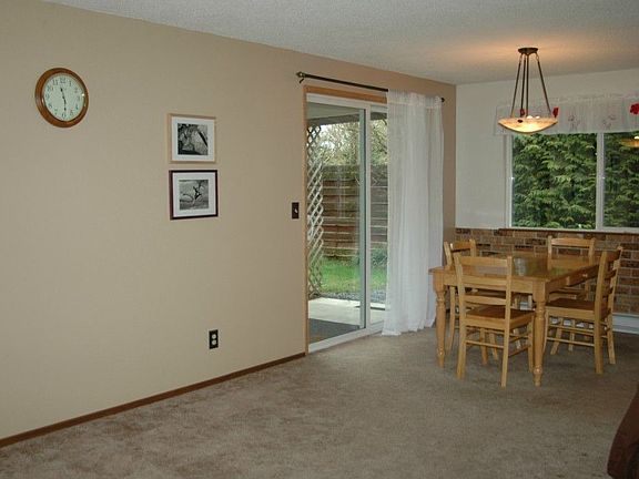 4th image of 13516 54th Dr NE