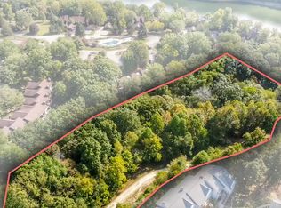 E Pointe Rd, Bloomington, IN 47401