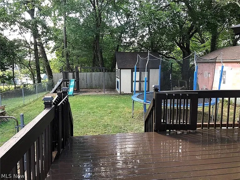 1234 Sawyer Ave — Photo 30