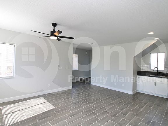 4th image of 2153 W Morten Ave #2
