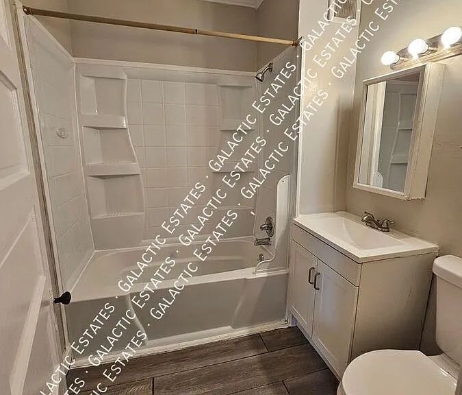 60 Arlington St #2 — Photo 17