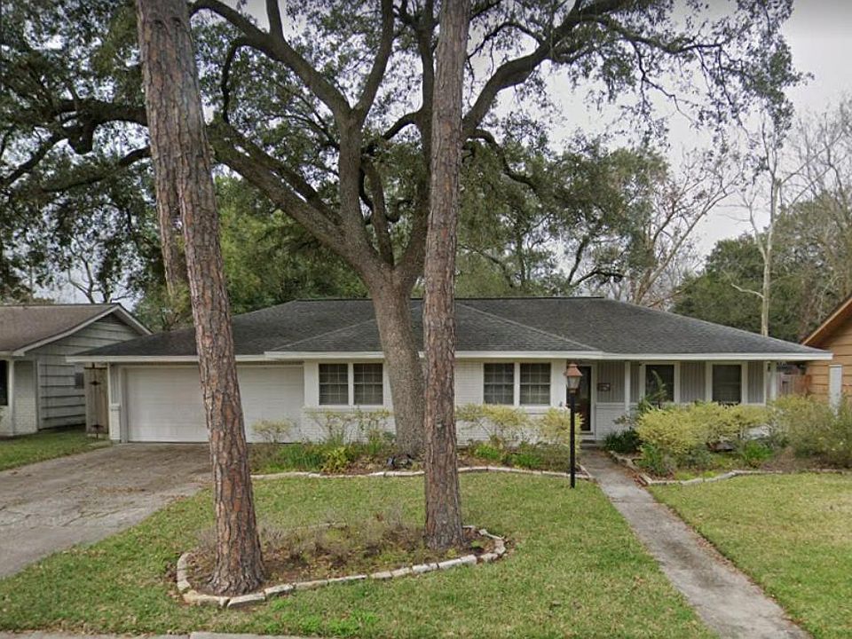 Welcome to Hummingbird Street!