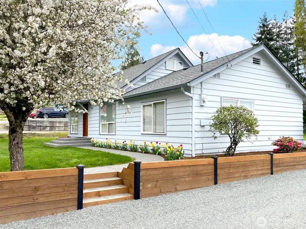 9229 S 200th Street, Kent, WA 98031