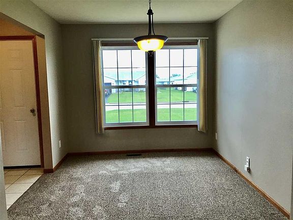 4th image of 15620 Summerbrooke Ln