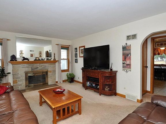 5th image of 4821 W Saint Francis Ave