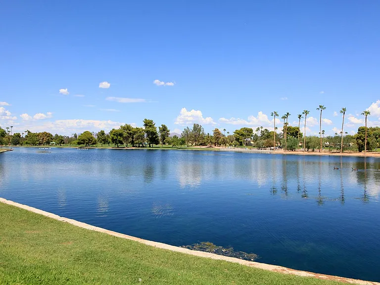 5904 N Granite Reef Rd — Photo 41