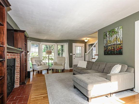 3rd image of 3867 Marburg Ave