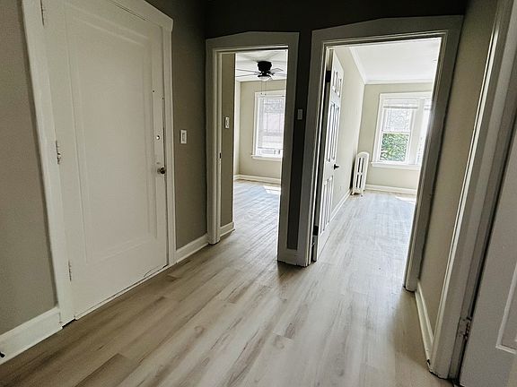 4th image of 5005 N Harding Ave #11655685