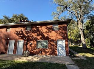 903 1/2 E Frederick St, Independence, MO 64050