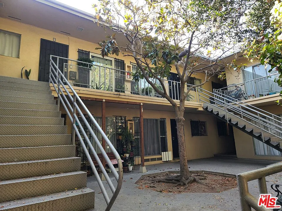 4106 Rosewood Ave #5