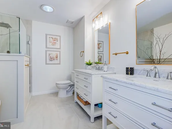 47719 Sandbank Sq, Sterling, VA 20165