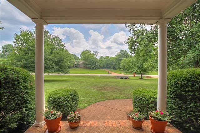 1st image of 5058 Saddleview Dr
