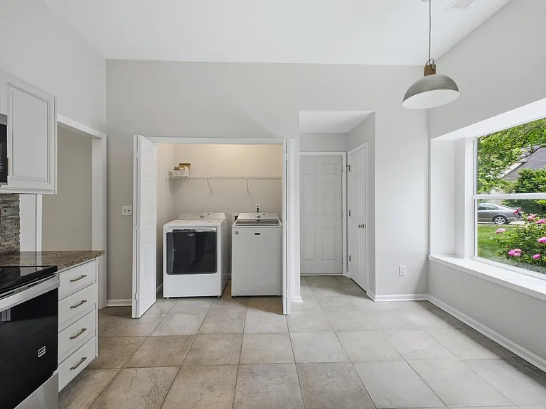 12103 Wagon Wheel Ct — Photo 14